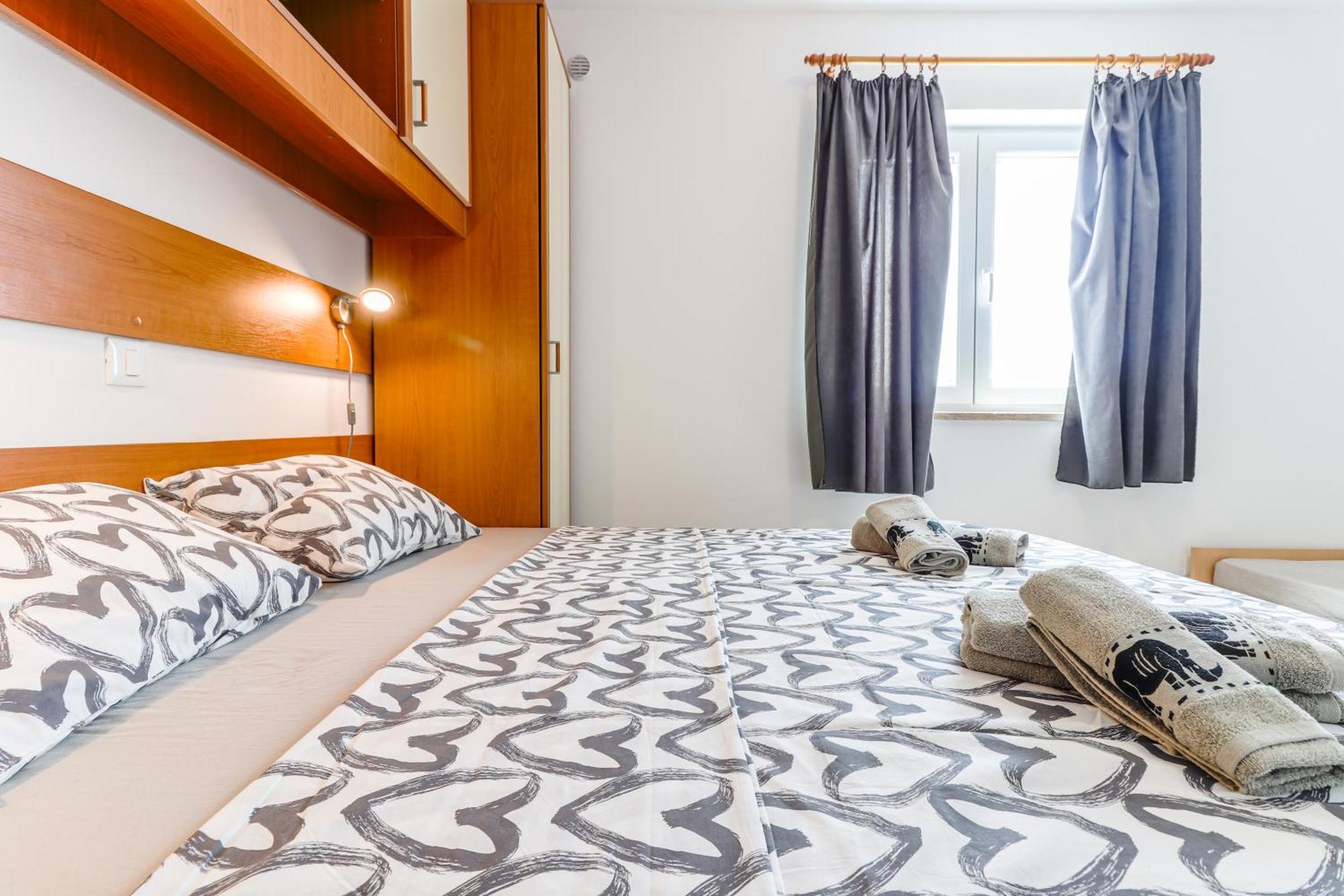 Sunshine Apartments Funtana With Balcony And Sea View Экстерьер фото